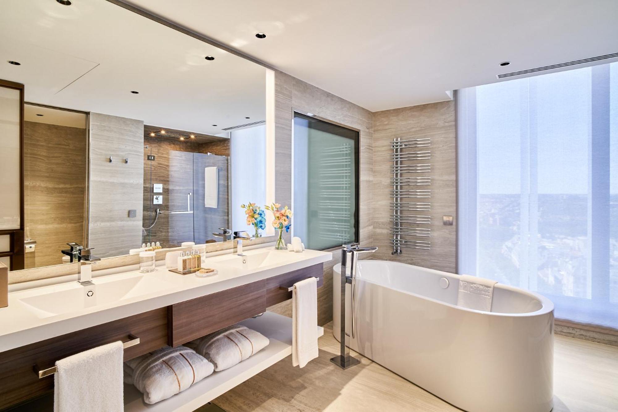 Hotel Vp Plaza Espana Design 5*