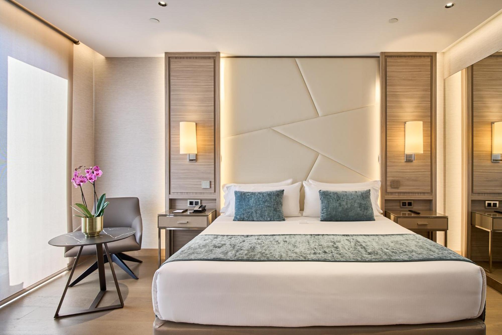 Vp Plaza España Design 5* Madrid